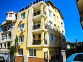 Гостиница Ahtopol Pearl Apartments  Ахтопол